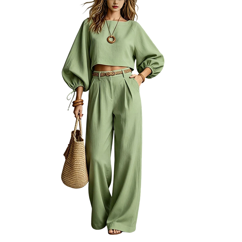 Ensemble femme deux pièces avec haut court et pantalon large
