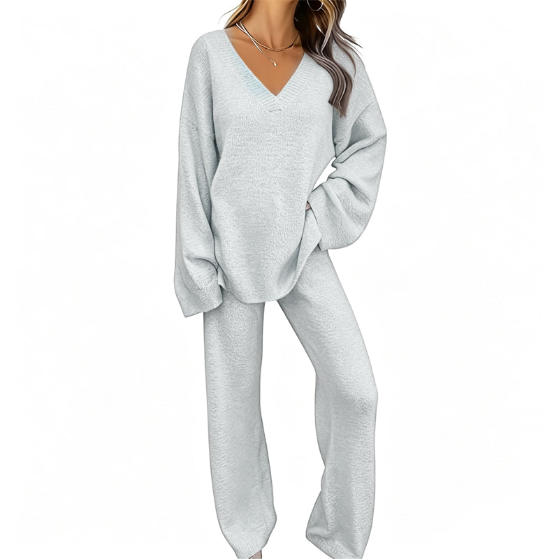 Ensemble en maille femme avec pull col V et pantalon large