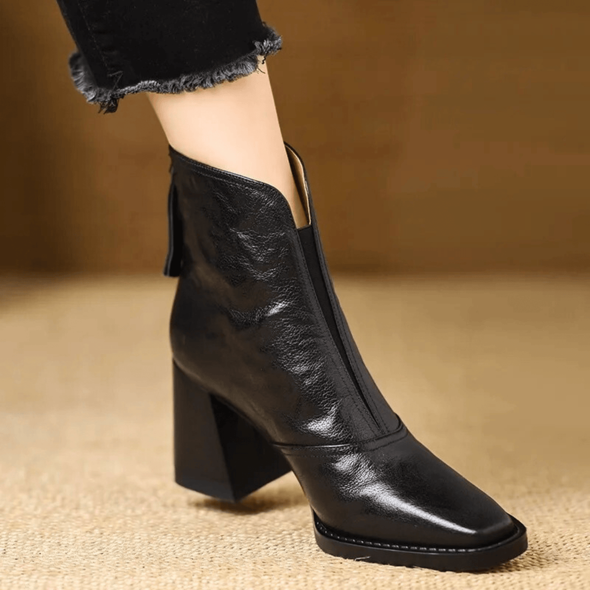 Bottines femme en similicuir à talon bloc et bout carré