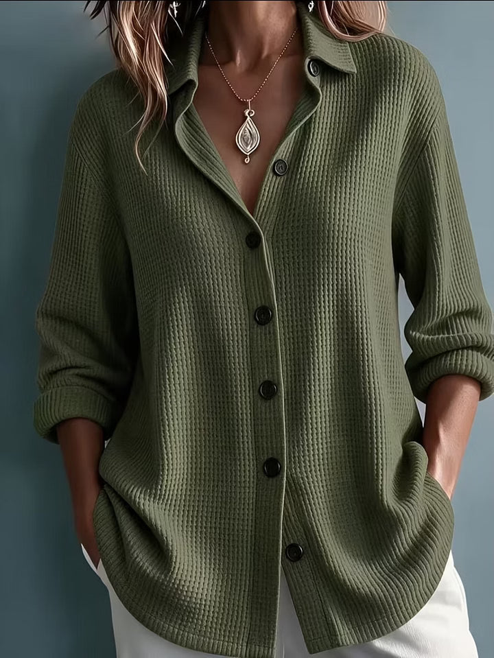 Chemise femme en maille texturée à col classique et boutons
