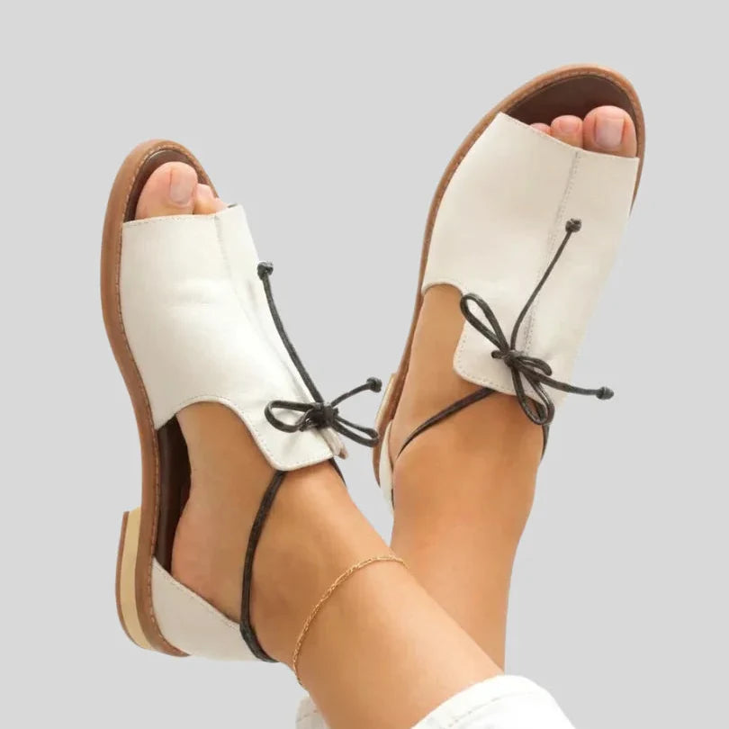Sandales femme métalliques à lacets ajustables et bout ouvert