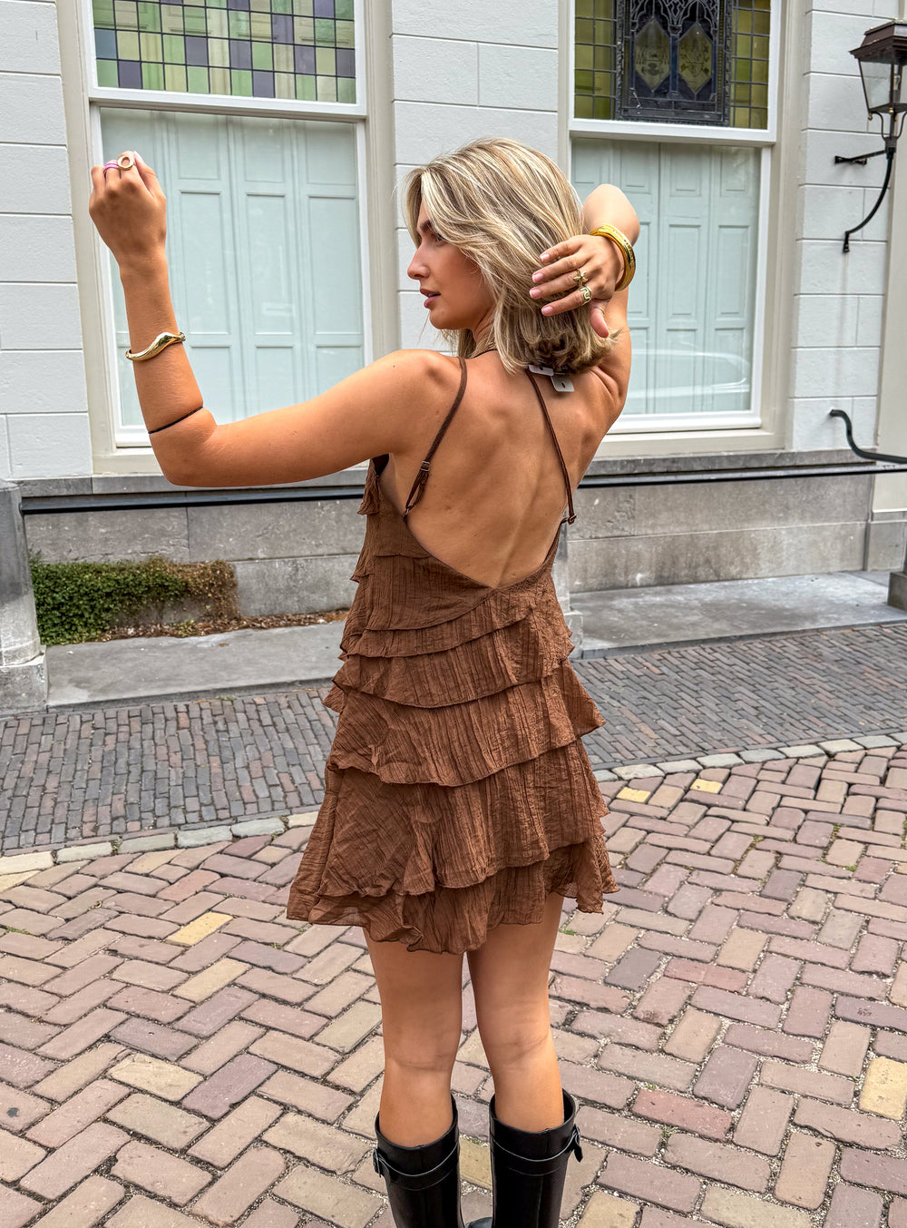 Robe mini femme à volants avec coupe fluide style estival