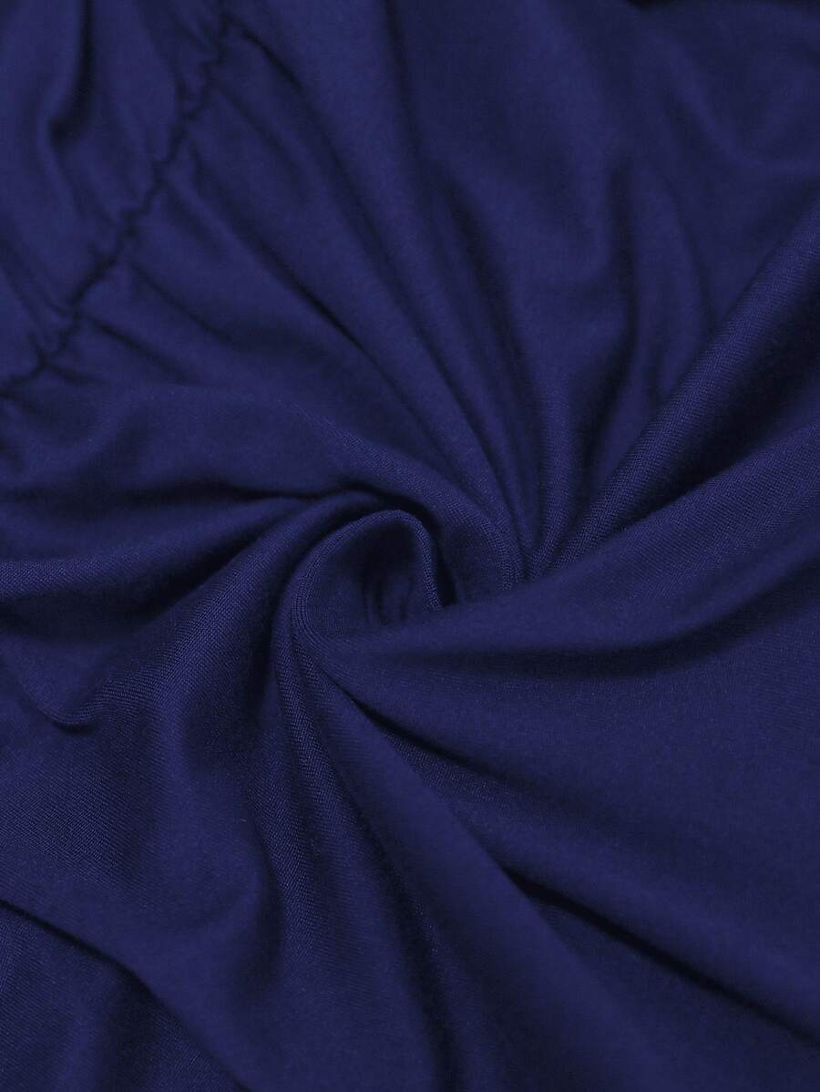 Combinaison short femme grande taille à épaules dénudées et taille ceinturée