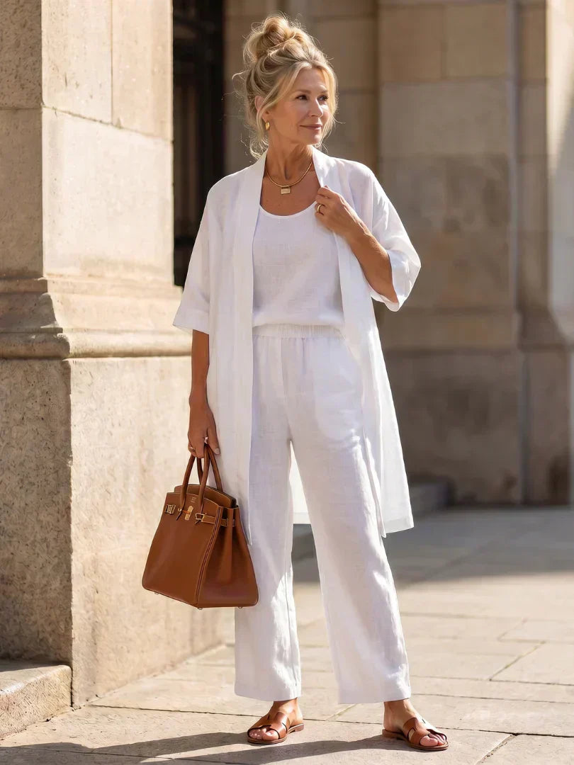 Ensemble femme trois pièces avec kimono fluide, top et pantalon ample