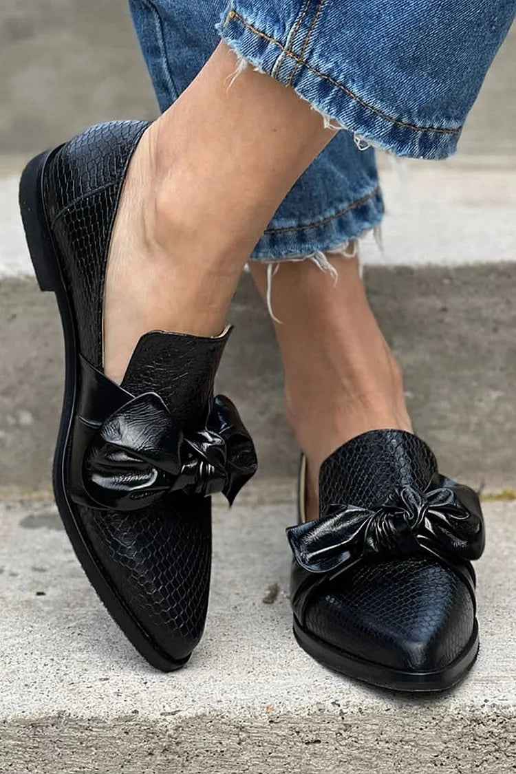 Mocassins femme à nœud brillant et bout pointu