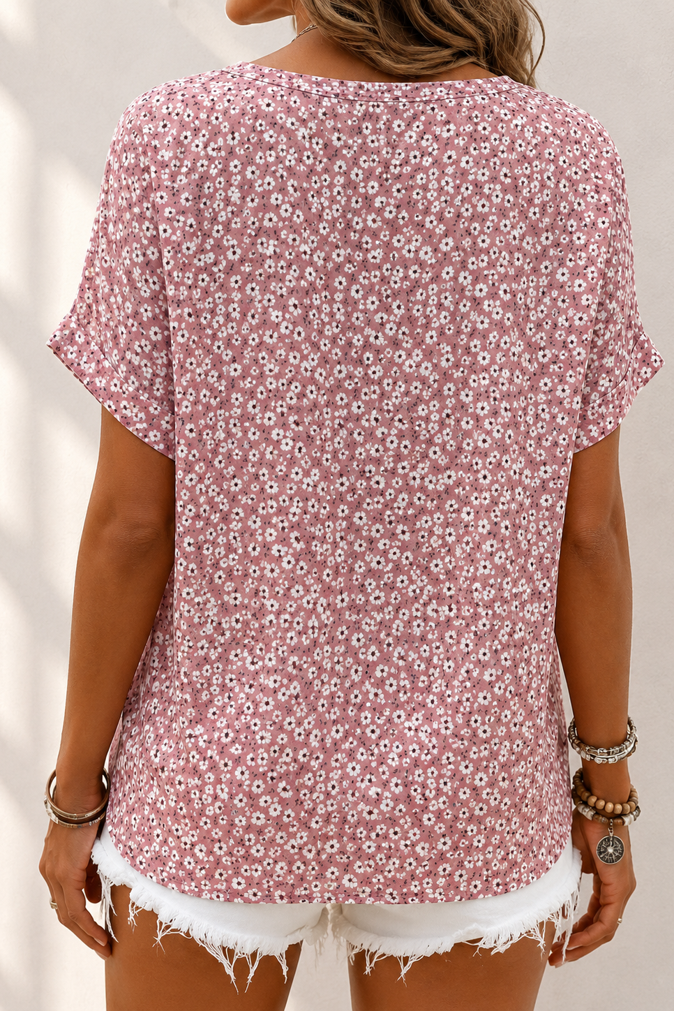 Blouse fleurie femme boutonnée à manches courtes