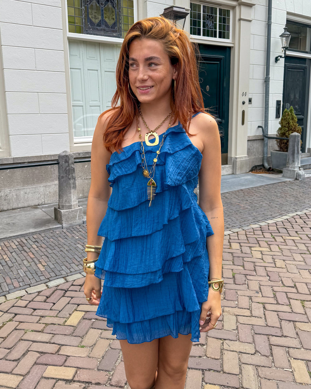 Robe mini femme à volants avec coupe fluide style estival