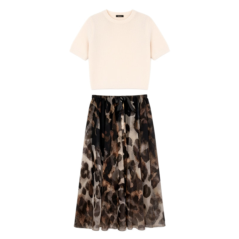Ensemble femme deux pièces avec pull et jupe longue