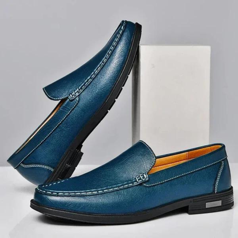Mocassins homme en cuir avec coutures contrastées