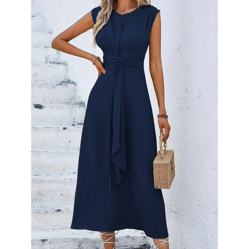 Robe longue femme sans manches avec taille drapée élégante