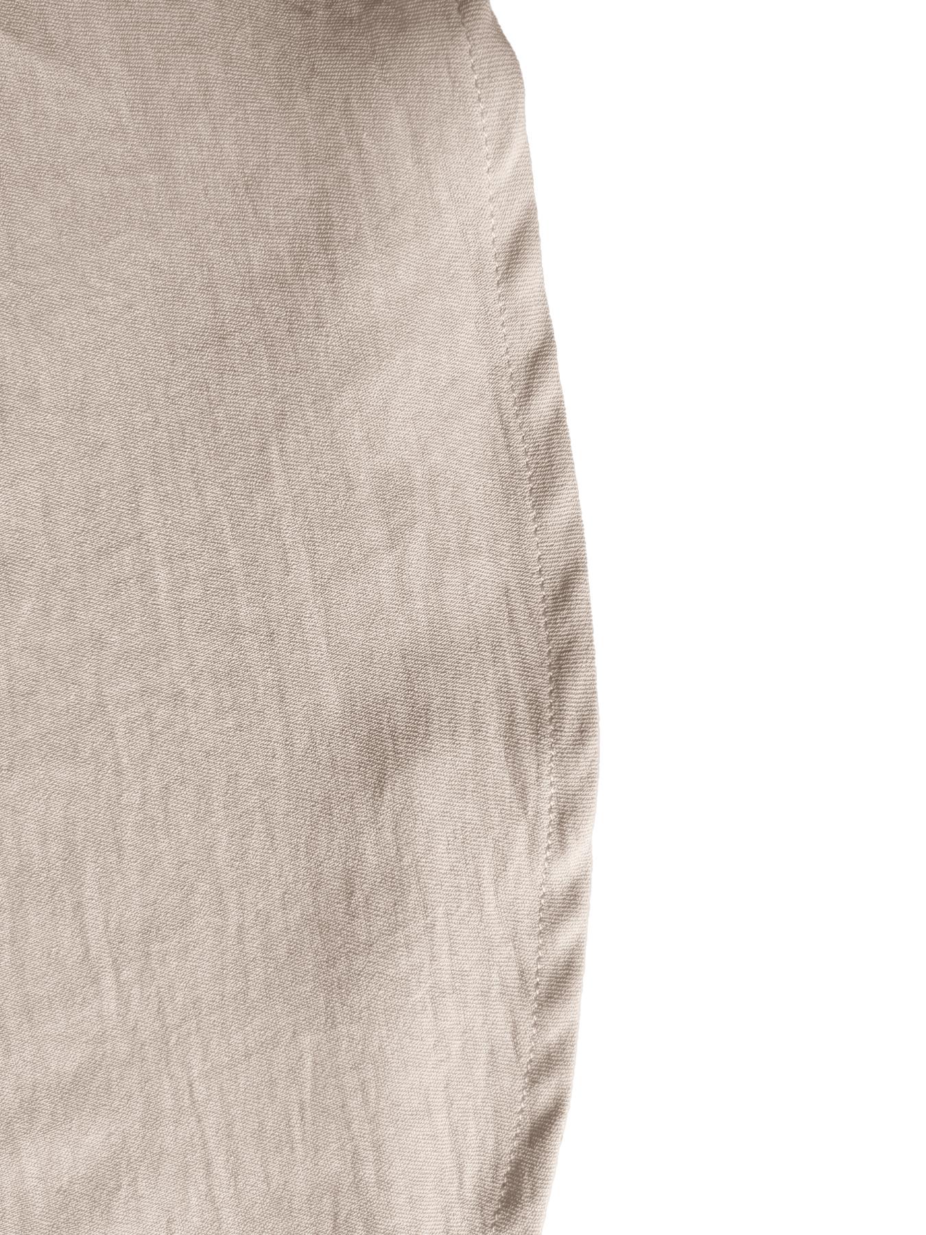 Blouse femme à manches volantées et col V élégant