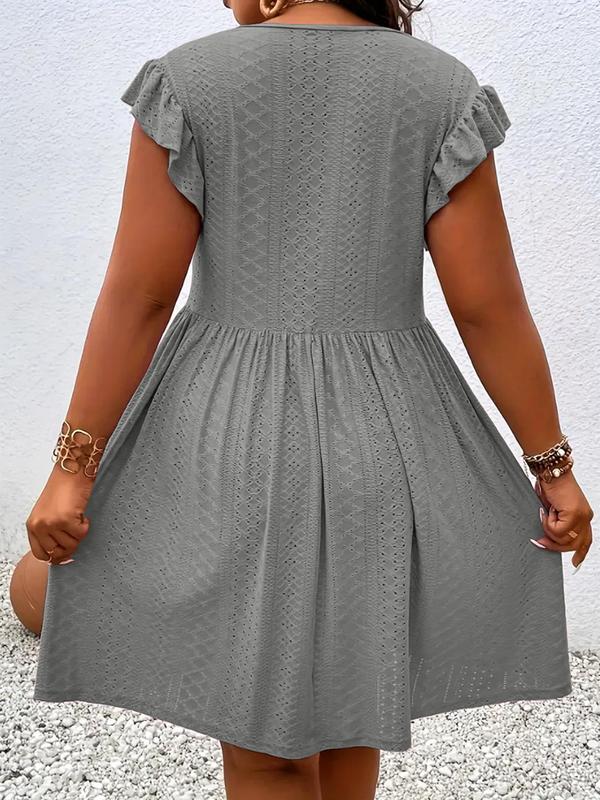 Robe grise pour femmes avec décolleté découpé et manches volantées