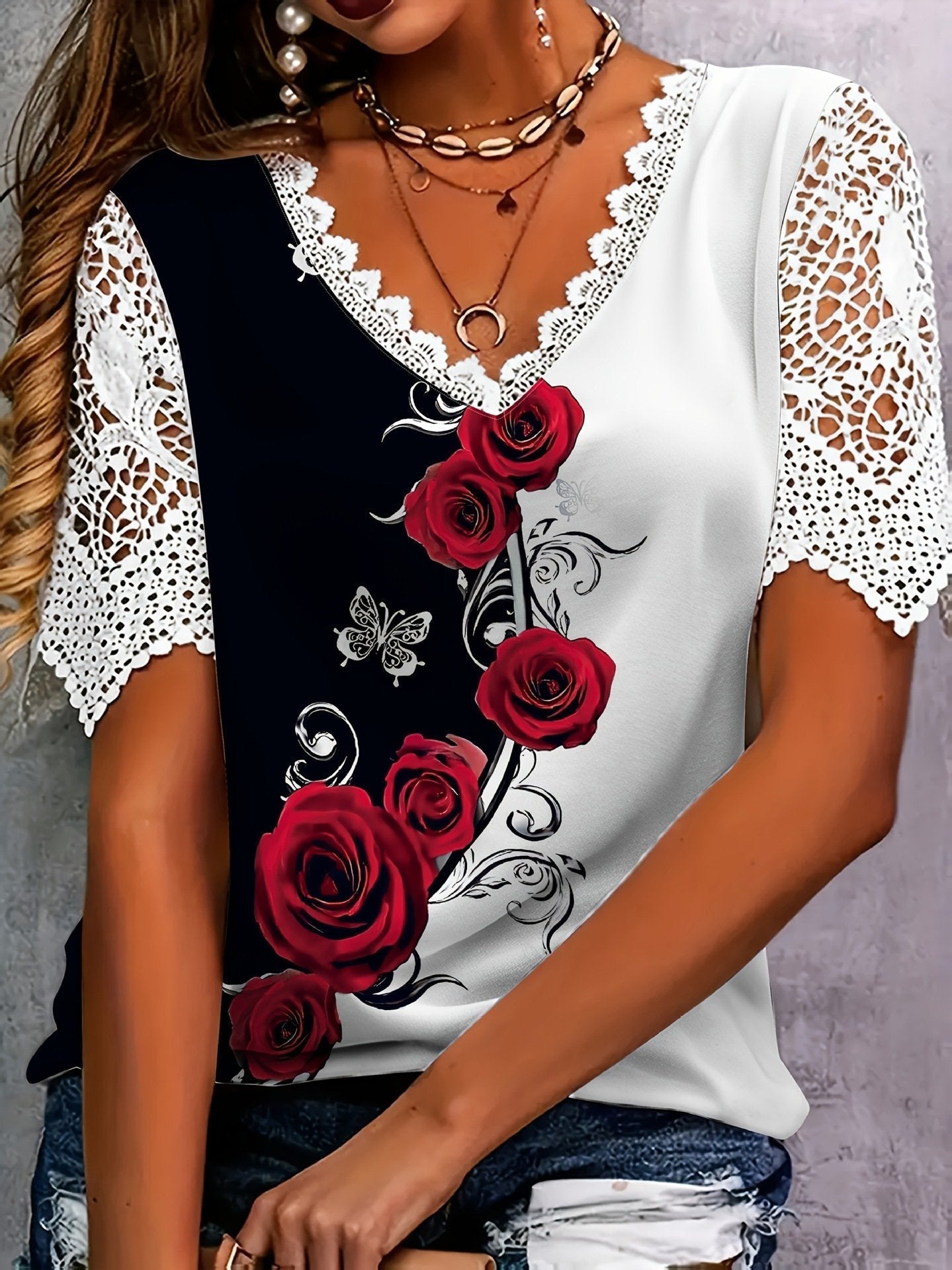 Haut femme floral à décolleté en V et manches en dentelle