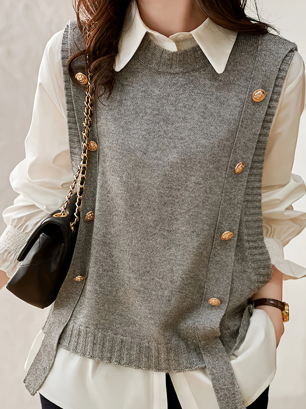 Gilet sans manches femme en maille à boutons décoratifs