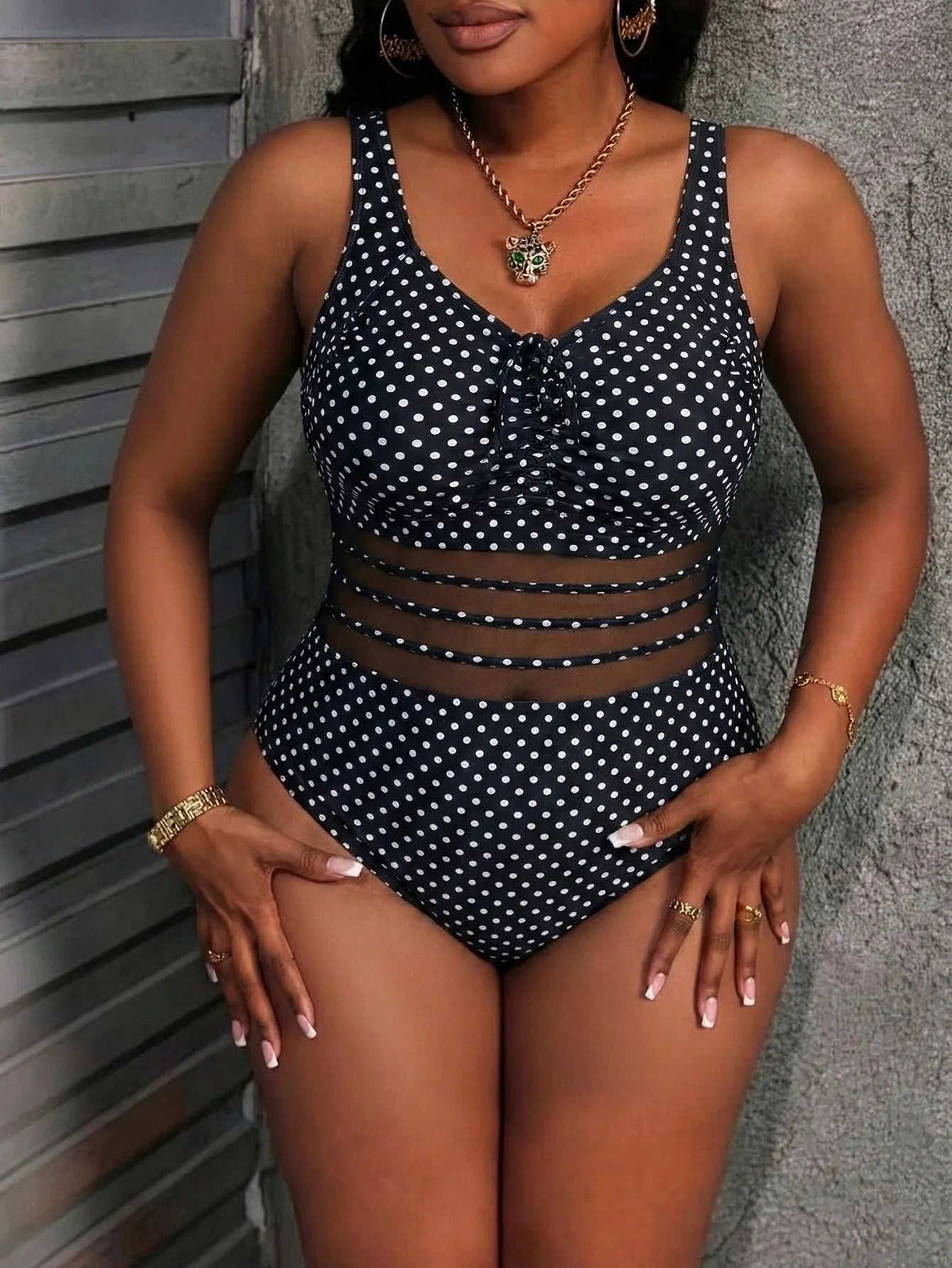 Maillot une pièce femme imprimé palmier avec effet sculptant