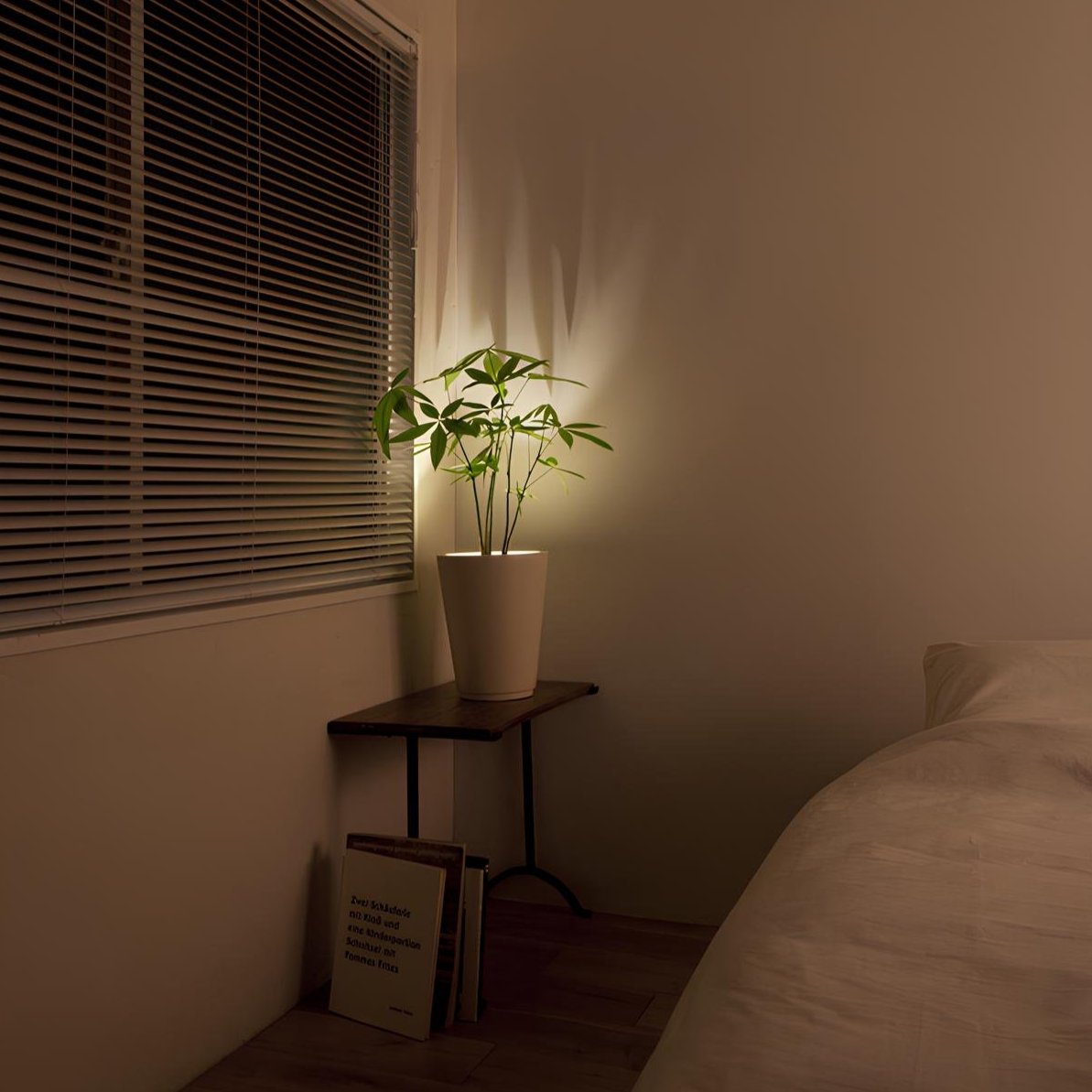 Spot LED sans perçage orientable – Éclairage mural rechargeable avec télécommande