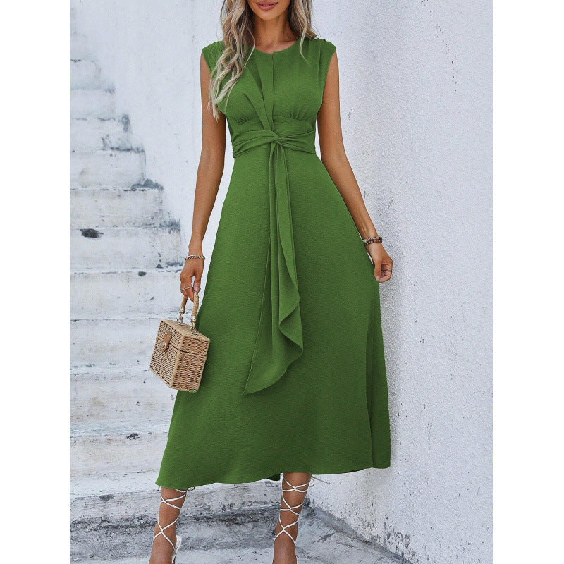 Robe longue femme sans manches avec taille drapée élégante