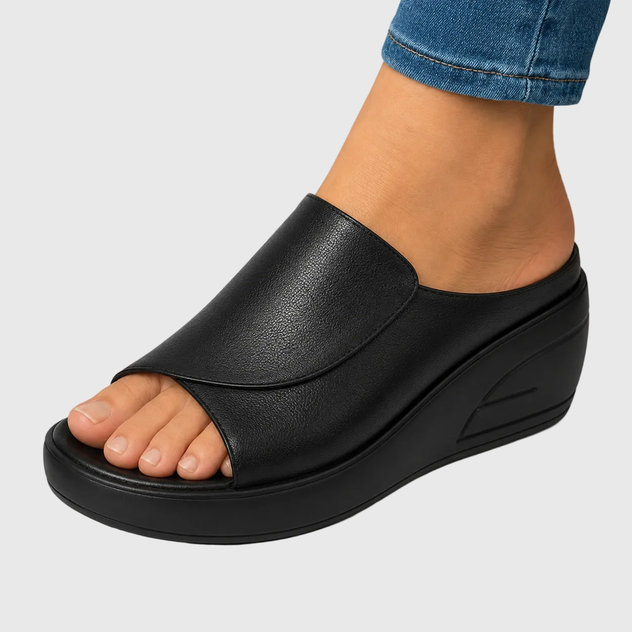 Mules compensées femme à bride large en PU