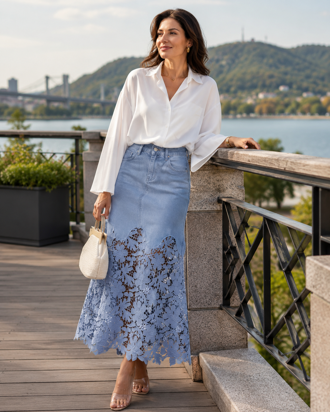 Jupe longue femme en denim avec dentelle florale élégante