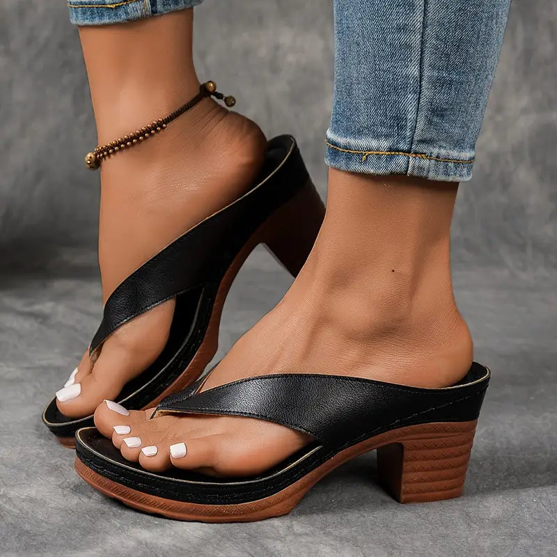 Sandales femme à talon confortable avec semelle ergonomique élégante