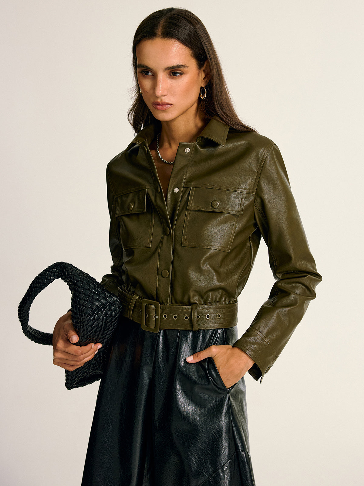 Veste Femme Effet Cuir Avec Ceinture – Coupe Structurée Élégante