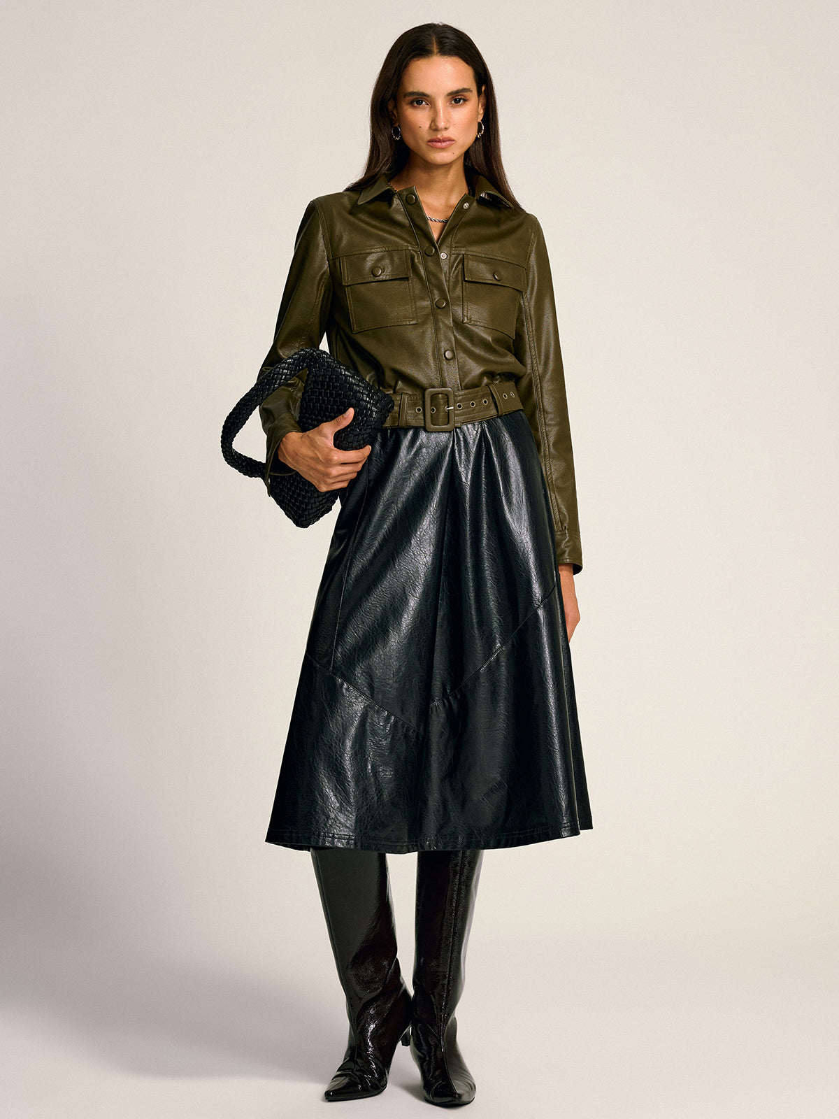 Veste Femme Effet Cuir Avec Ceinture – Coupe Structurée Élégante