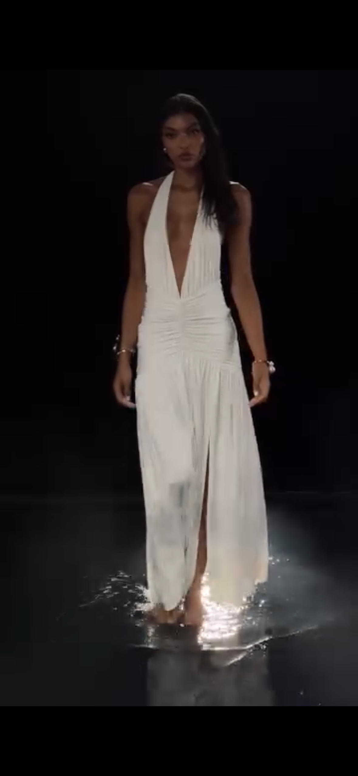 Robe Femme Longue Dos Nu Décolleté Plongeant Fente Élégante Soirée