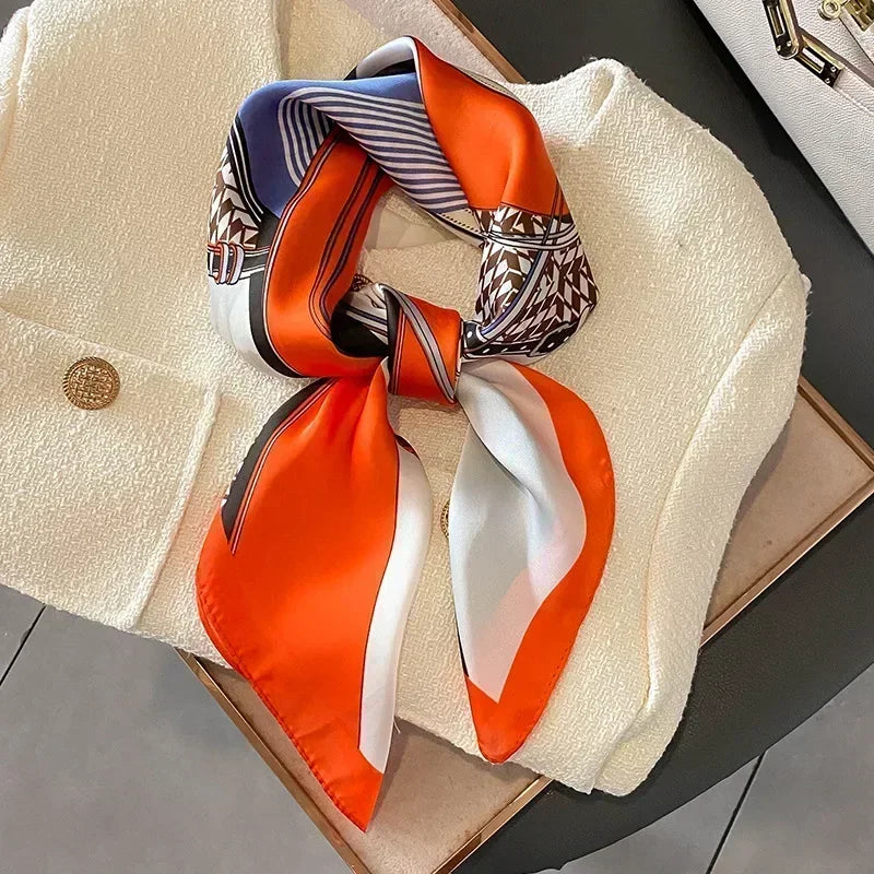 Foulard carré femme en satin imprimé pour cheveux et sac