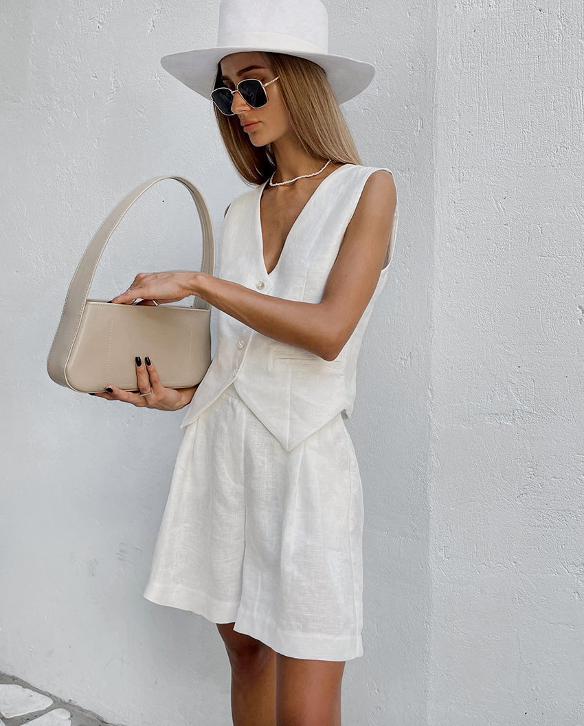 Ensemble femme en coton-lin avec gilet boutonné et short assorti