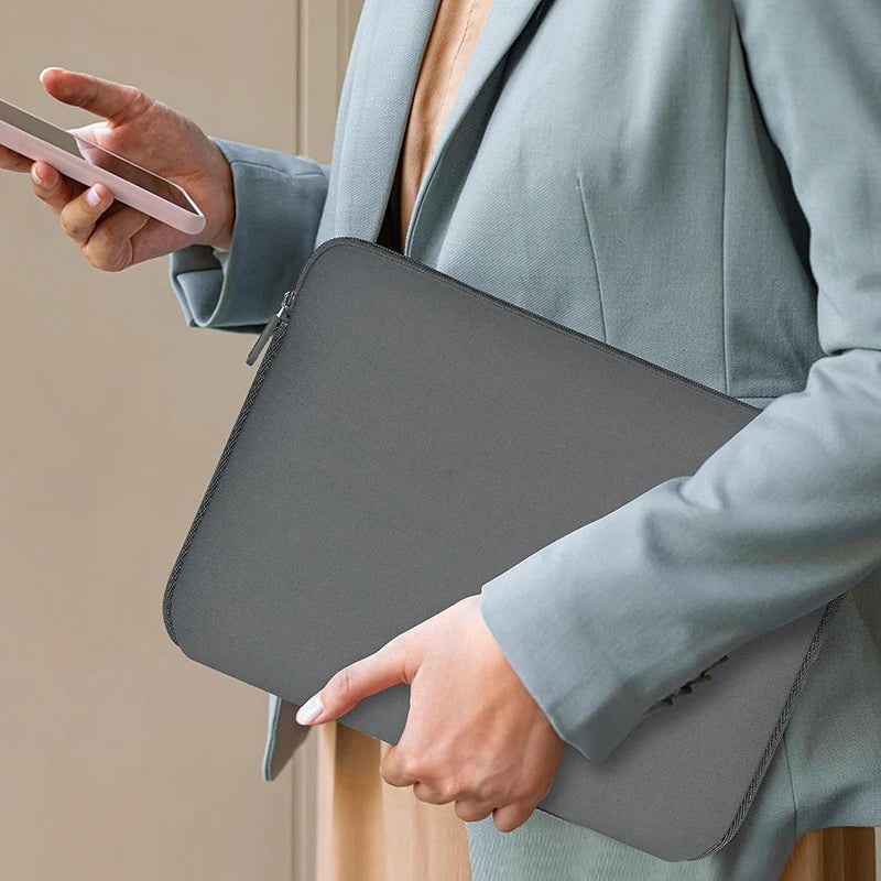 Housse laptop matelassée avec double fermeture zippée