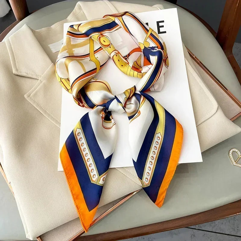 Foulard carré femme en satin imprimé pour cheveux et sac