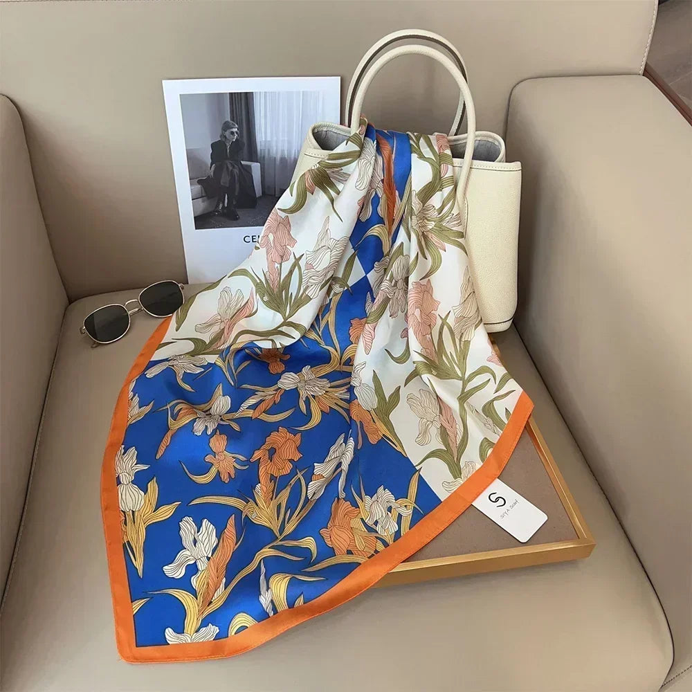 Foulard carré femme en satin imprimé pour cheveux et sac