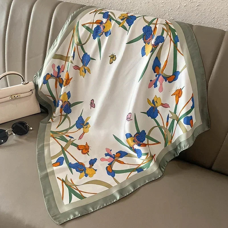 Foulard carré femme en satin imprimé pour cheveux et sac