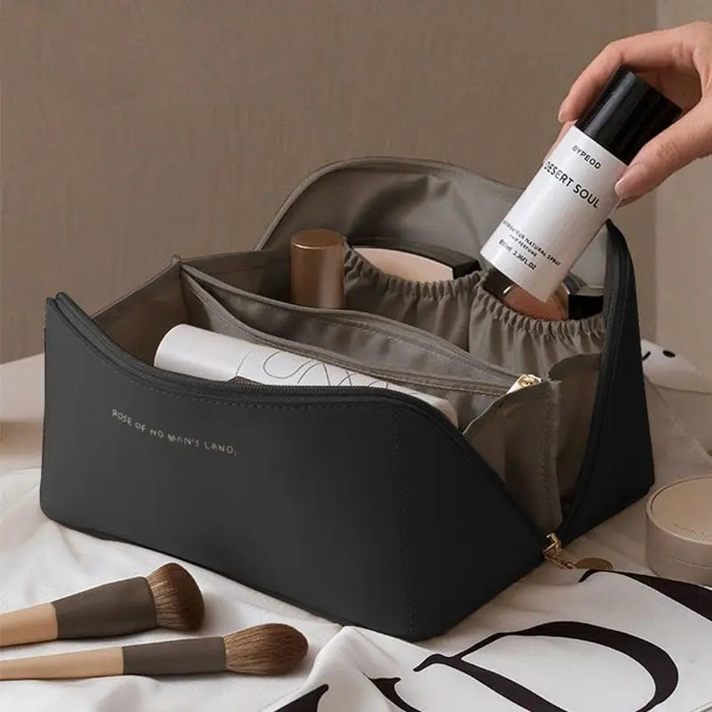 Trousse de toilette femme luxe avec poignée et fermeture zippée
