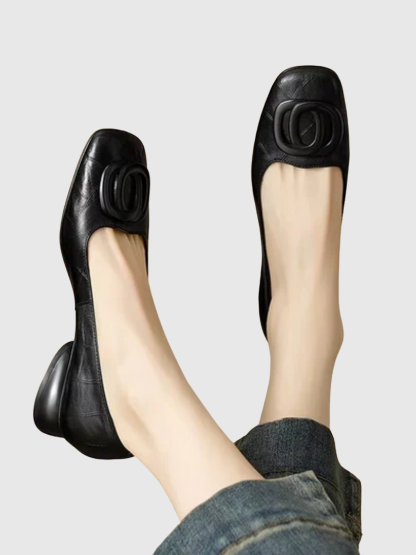 Ballerines femme en cuir à bout carré élégant