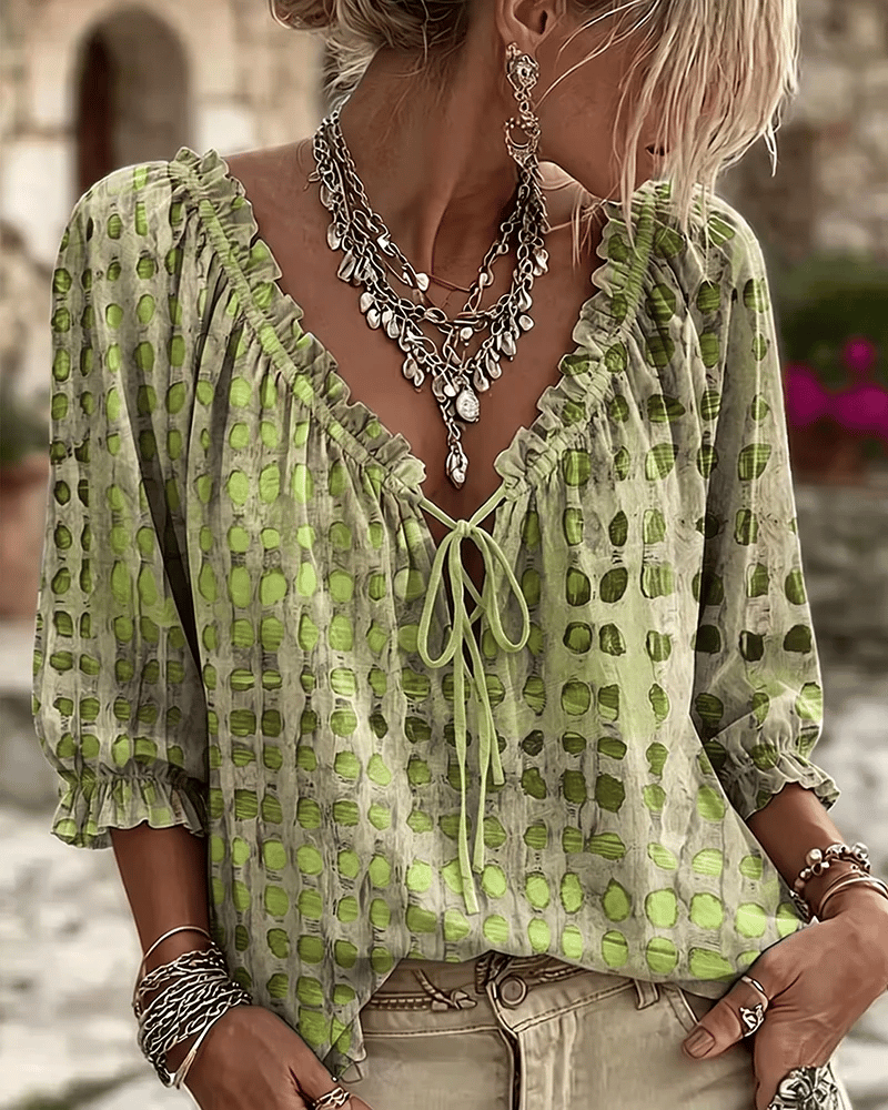 Blouse femme bohème  à pois avec col V noué