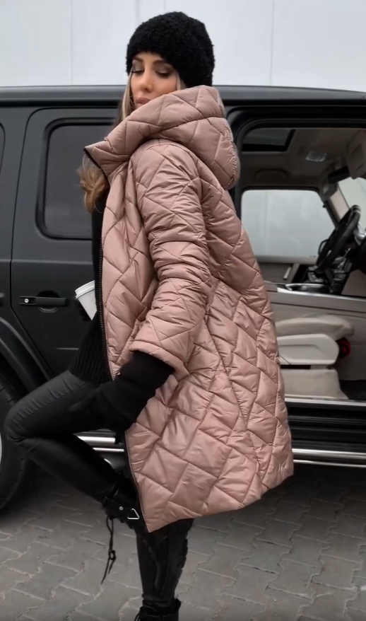 Cyranella™ - Veste Longue Matelassée Femme avec Capuche