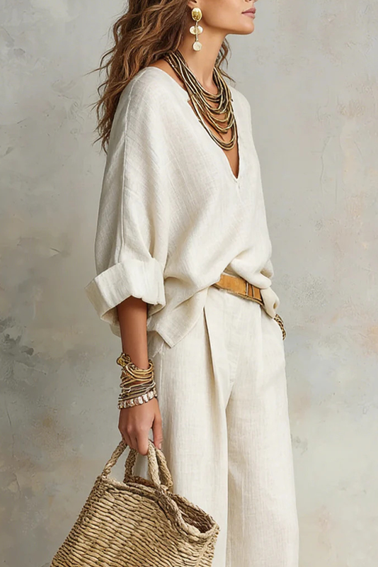 Ensemble femme fluide à col V avec pantalon large