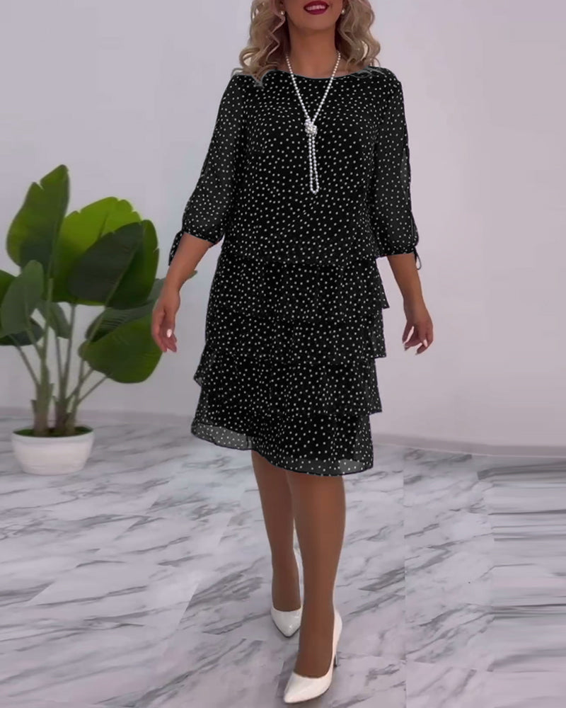 Robe femme à pois avec manches fendues élégantes