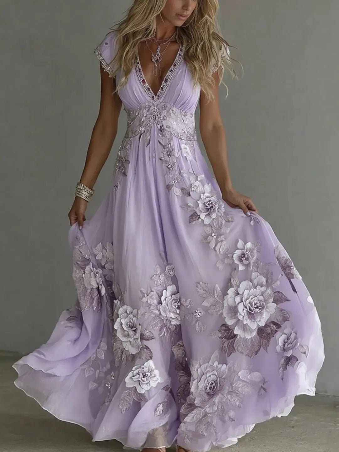 Robe longue femme en chiffon avec broderies florales