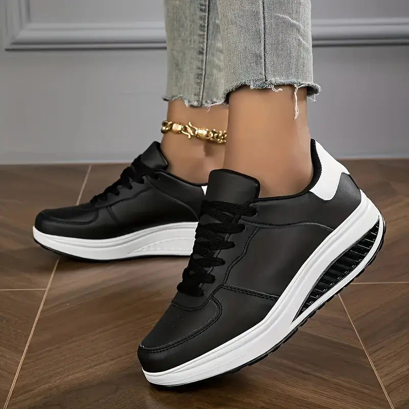 Baskets Femme Semelle Compensée Cuir Synthétique Lacets Minimalistes