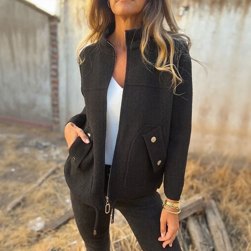 Veste femme zippée avec col haut structuré