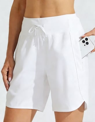 Short sport femme taille haute avec cordon et poches