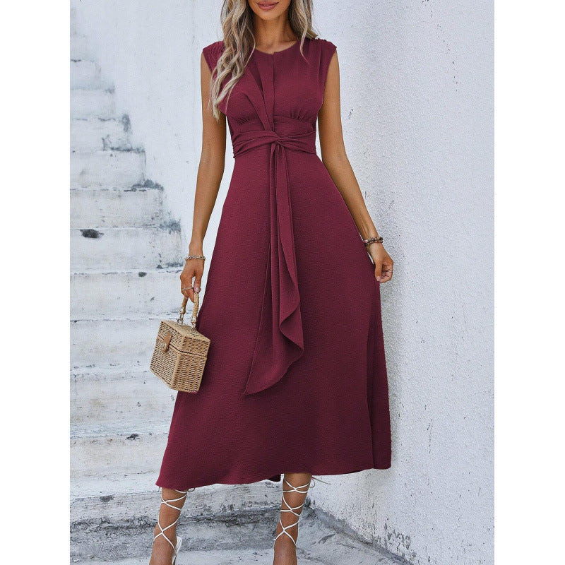 Robe longue femme sans manches avec taille drapée élégante