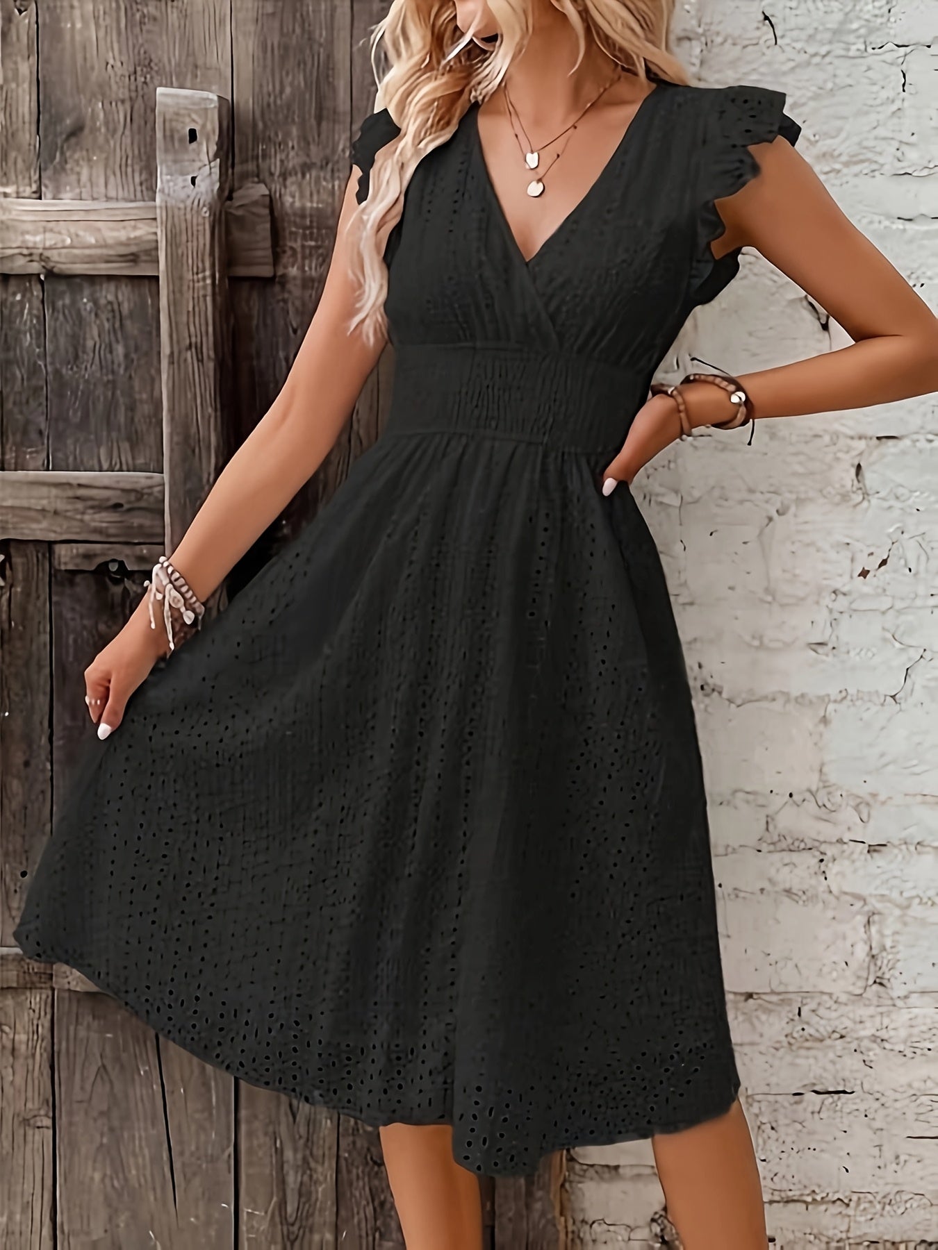 Robe Portefeuille Femme Taille Froncée Tissu Brodé Léger Usage Estival