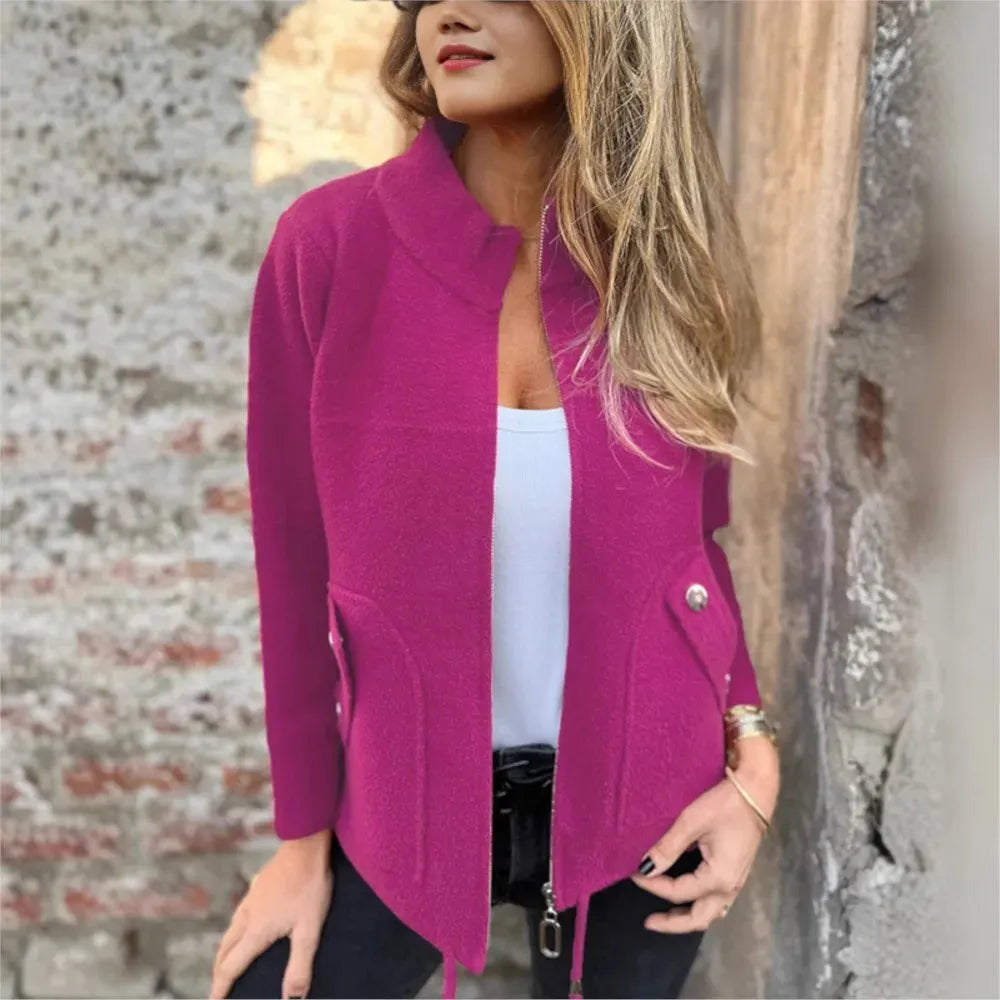 Veste femme zippée avec col haut structuré