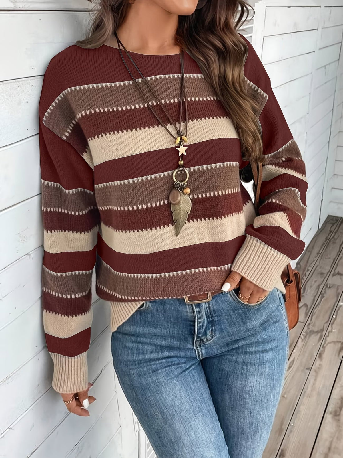 Pull femme rayé en maille à col rond