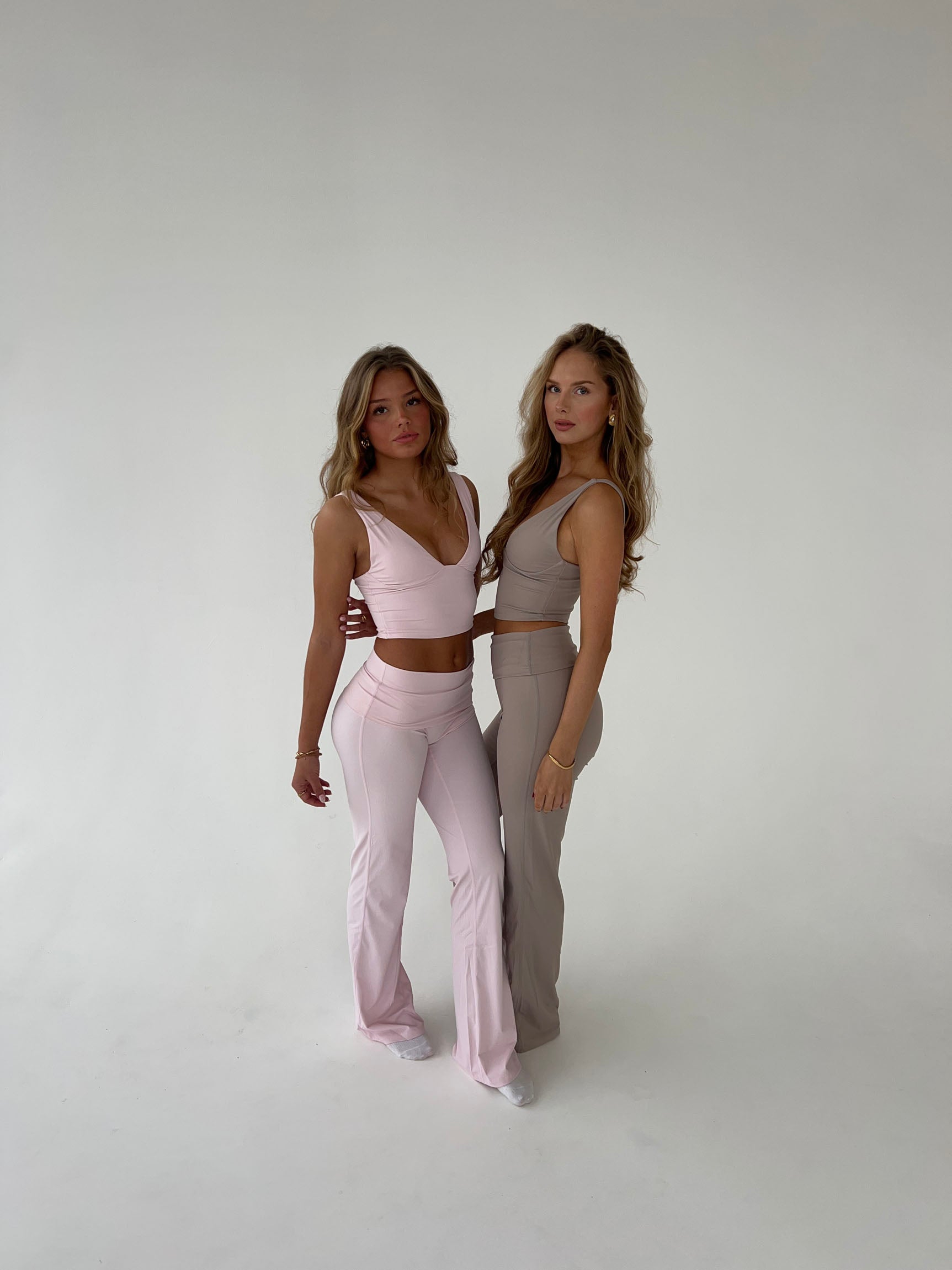 Legging flare femme taille haute extensible coupe évasée confort quotidien