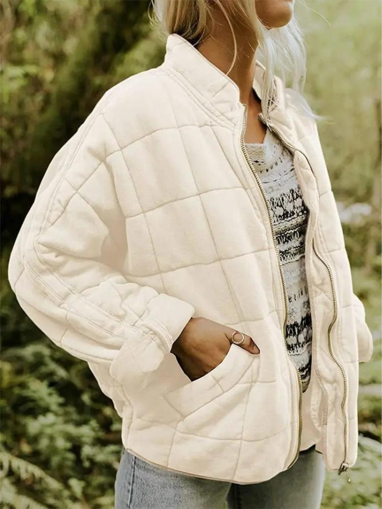 Veste matelassée femme zippée avec poches pratiques et coupe décontractée