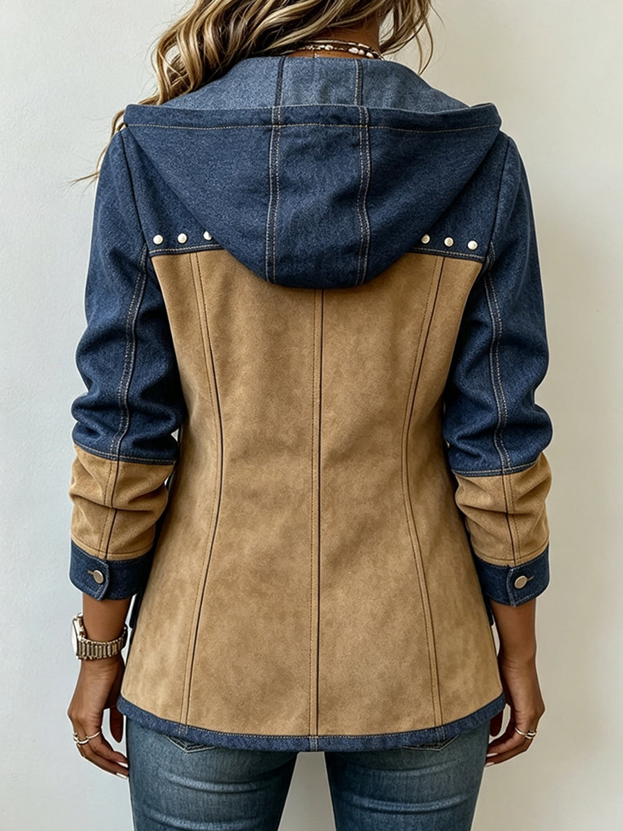 Veste femme à capuche avec poches et détails cloutés